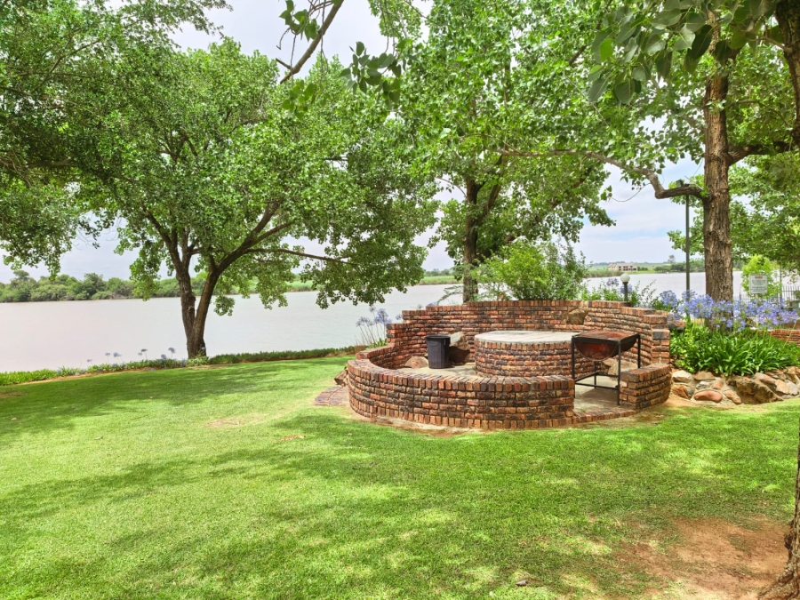 3 Bedroom Property for Sale in Vaalview Gauteng