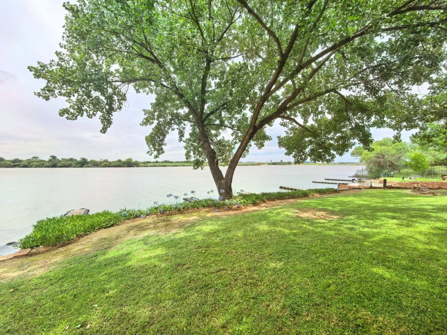 3 Bedroom Property for Sale in Vaalview Gauteng