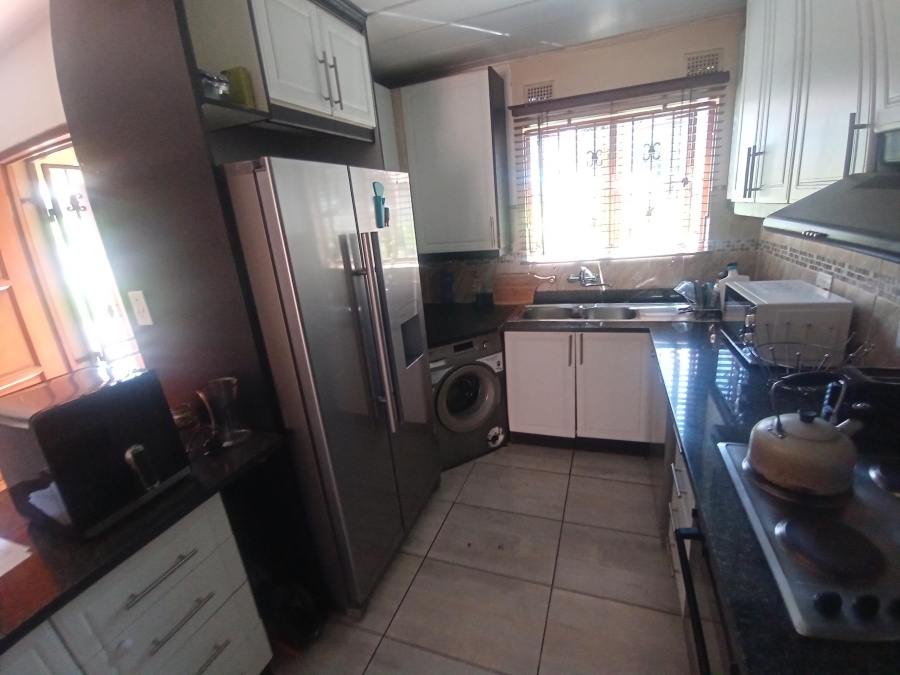 3 Bedroom Property for Sale in Liefde en Vrede Gauteng