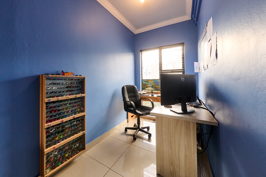 3 Bedroom Property for Sale in Halfway Gardens Gauteng