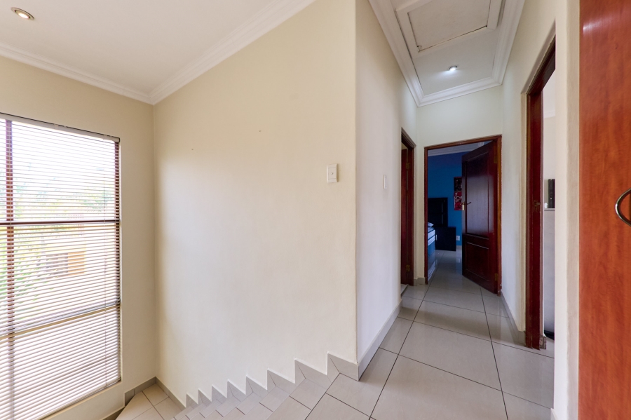 3 Bedroom Property for Sale in Halfway Gardens Gauteng
