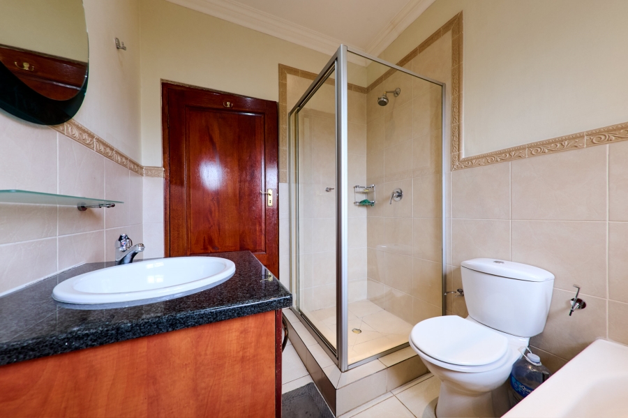 3 Bedroom Property for Sale in Halfway Gardens Gauteng