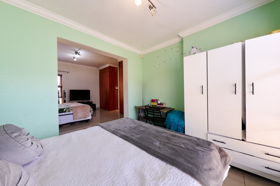 3 Bedroom Property for Sale in Halfway Gardens Gauteng