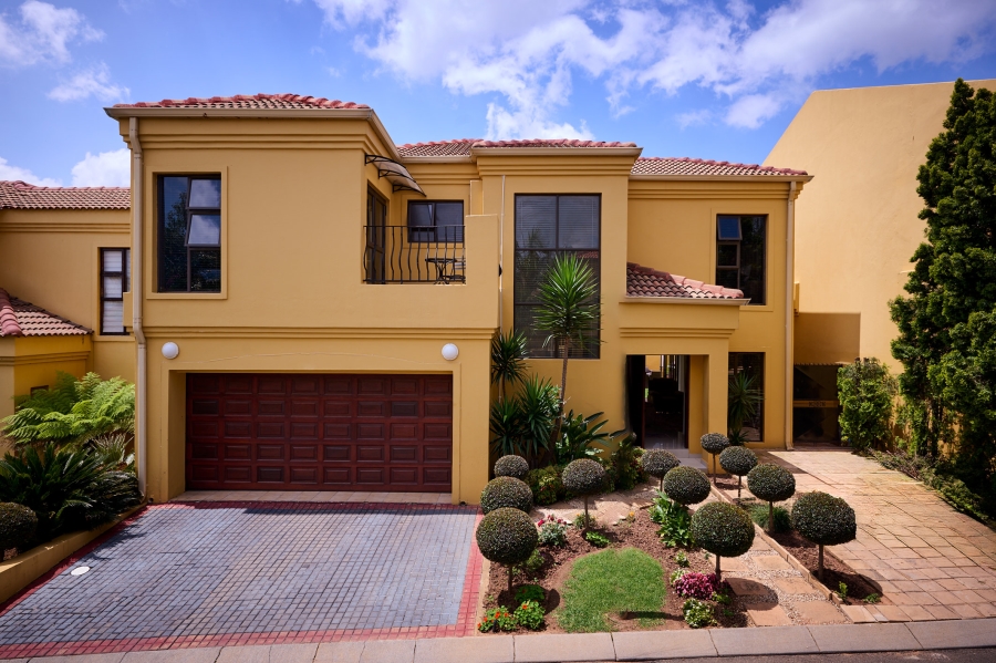 3 Bedroom Property for Sale in Halfway Gardens Gauteng