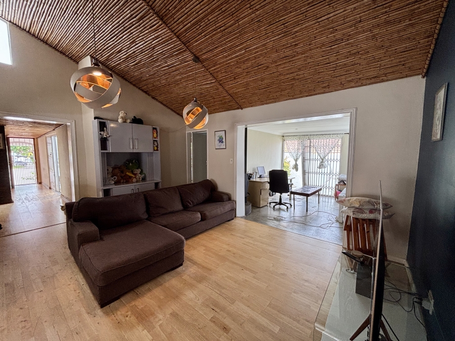 To Let 3 Bedroom Property for Rent in Sunninghill Gauteng