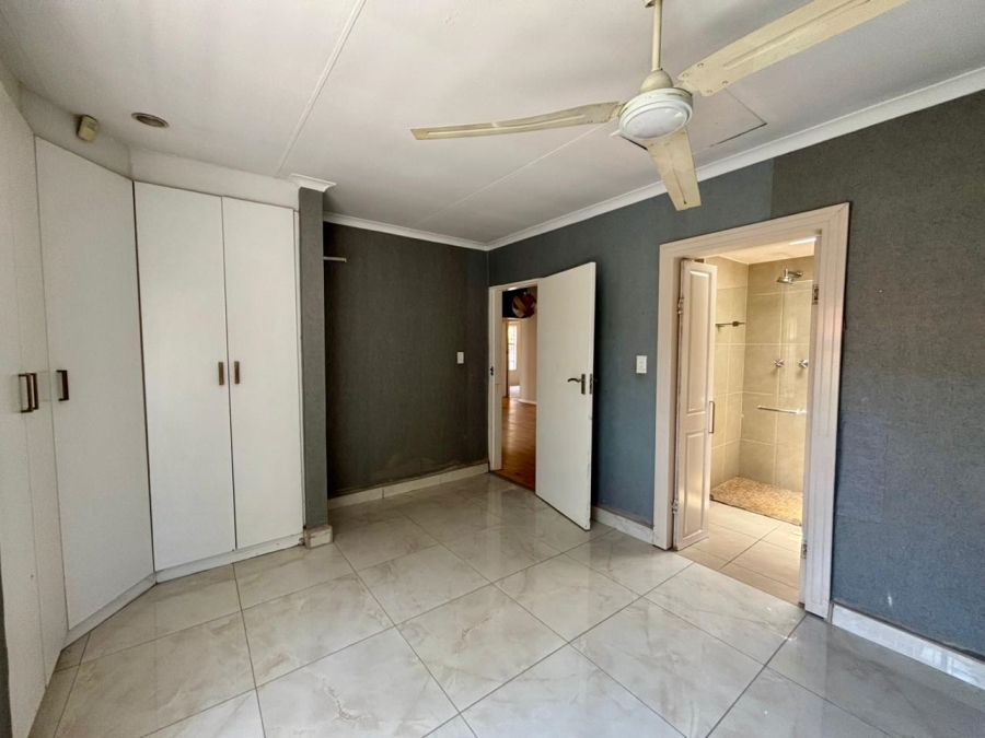 3 Bedroom Property for Sale in Sunninghill Gauteng