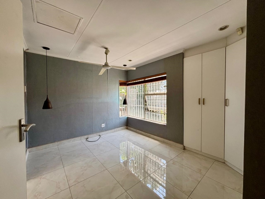 3 Bedroom Property for Sale in Sunninghill Gauteng