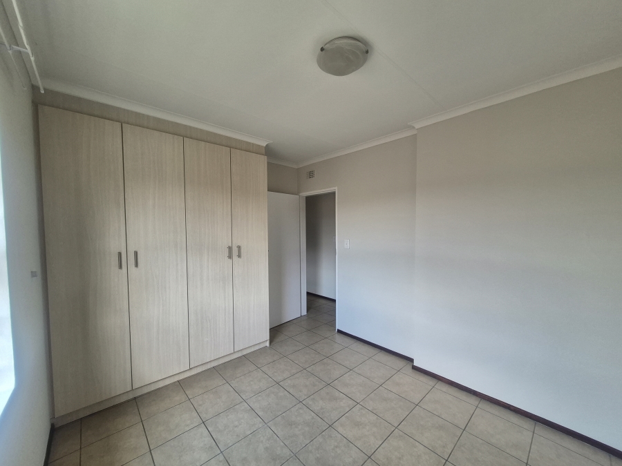 2 Bedroom Property for Sale in Erand Gardens Gauteng