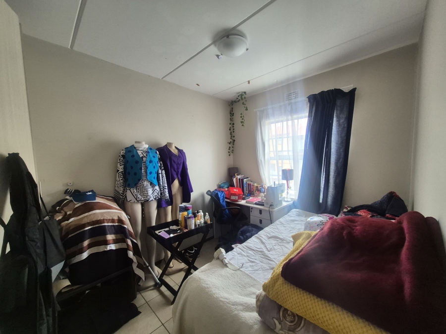 2 Bedroom Property for Sale in Erand Gardens Gauteng