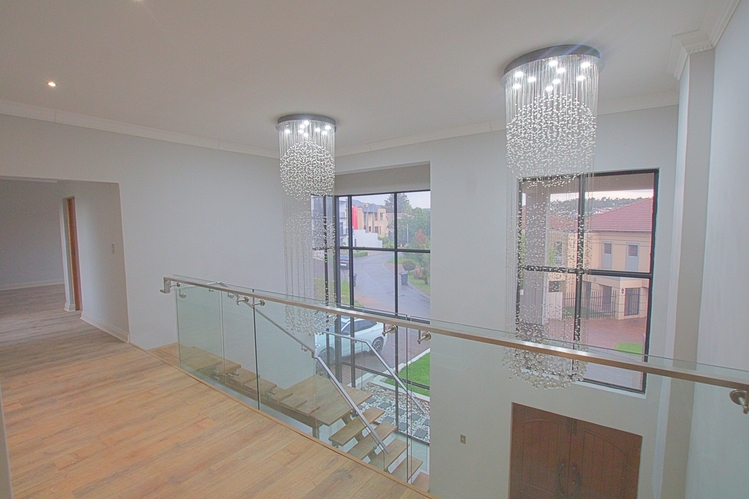 To Let 5 Bedroom Property for Rent in Kyalami Glen Estate Gauteng