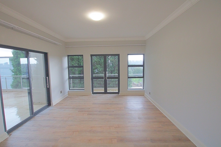 To Let 5 Bedroom Property for Rent in Kyalami Glen Estate Gauteng