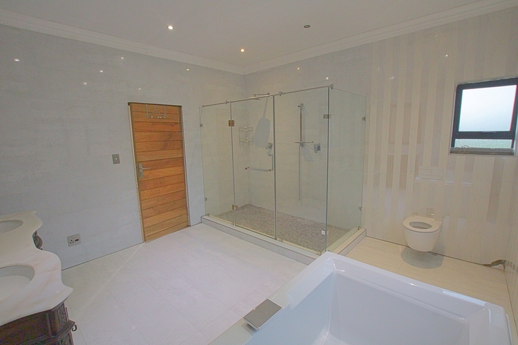 To Let 5 Bedroom Property for Rent in Kyalami Glen Estate Gauteng