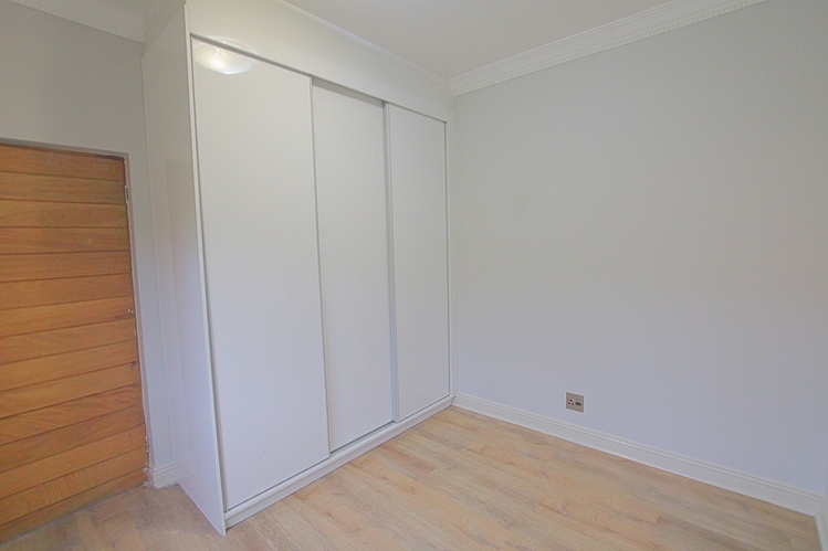 To Let 5 Bedroom Property for Rent in Kyalami Glen Estate Gauteng