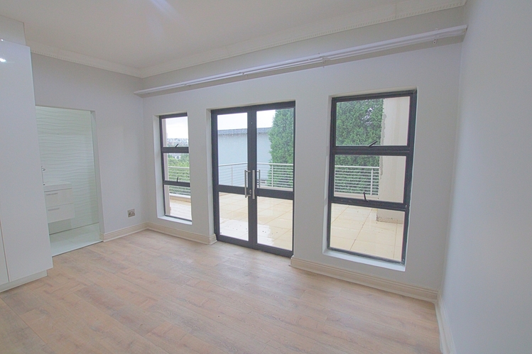 To Let 5 Bedroom Property for Rent in Kyalami Glen Estate Gauteng