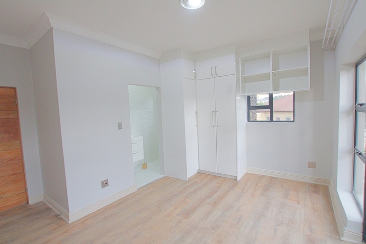 To Let 5 Bedroom Property for Rent in Kyalami Glen Estate Gauteng