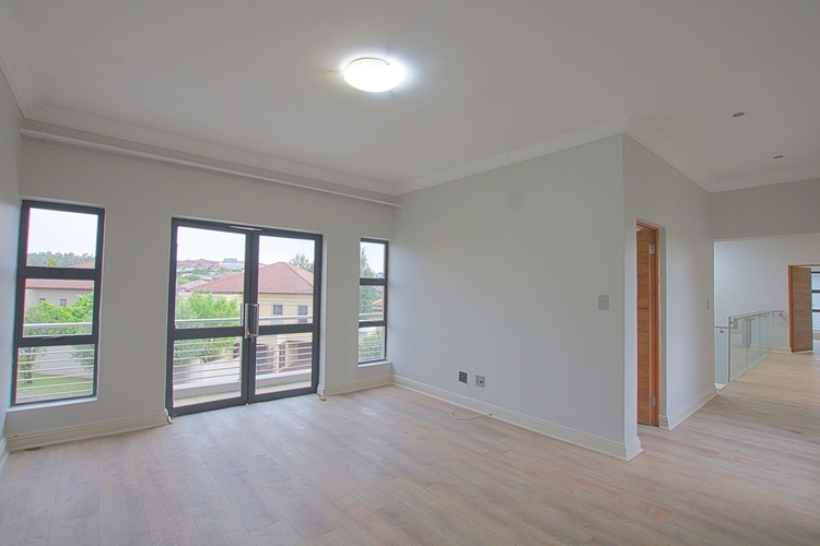 To Let 5 Bedroom Property for Rent in Kyalami Glen Estate Gauteng