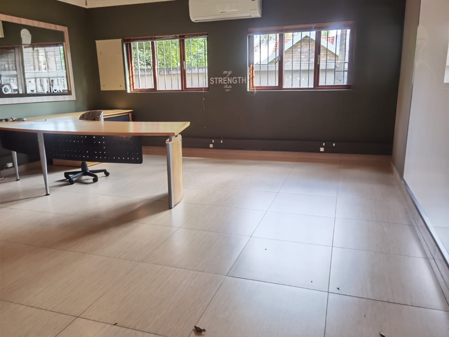 To Let commercial Property for Rent in Waverley Gauteng