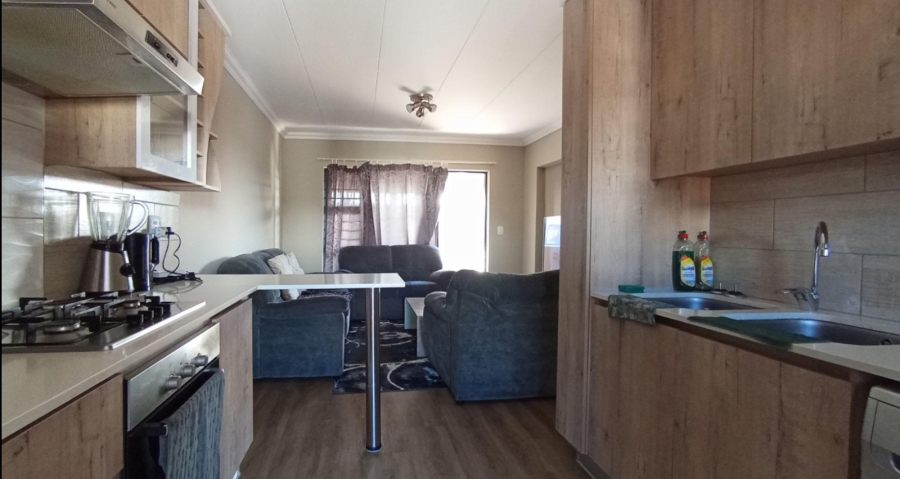 2 Bedroom Property for Sale in Kameeldrift East Gauteng