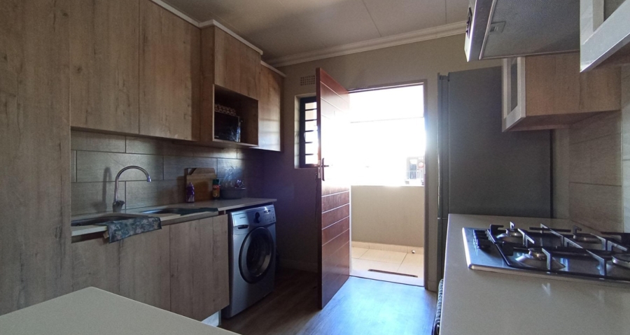 2 Bedroom Property for Sale in Kameeldrift East Gauteng