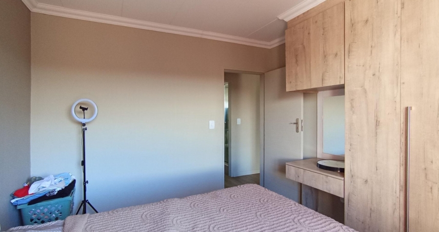 2 Bedroom Property for Sale in Kameeldrift East Gauteng