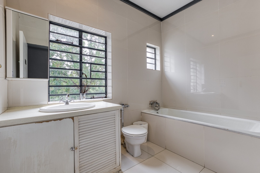 Commercial Property for Sale in Orchards Gauteng