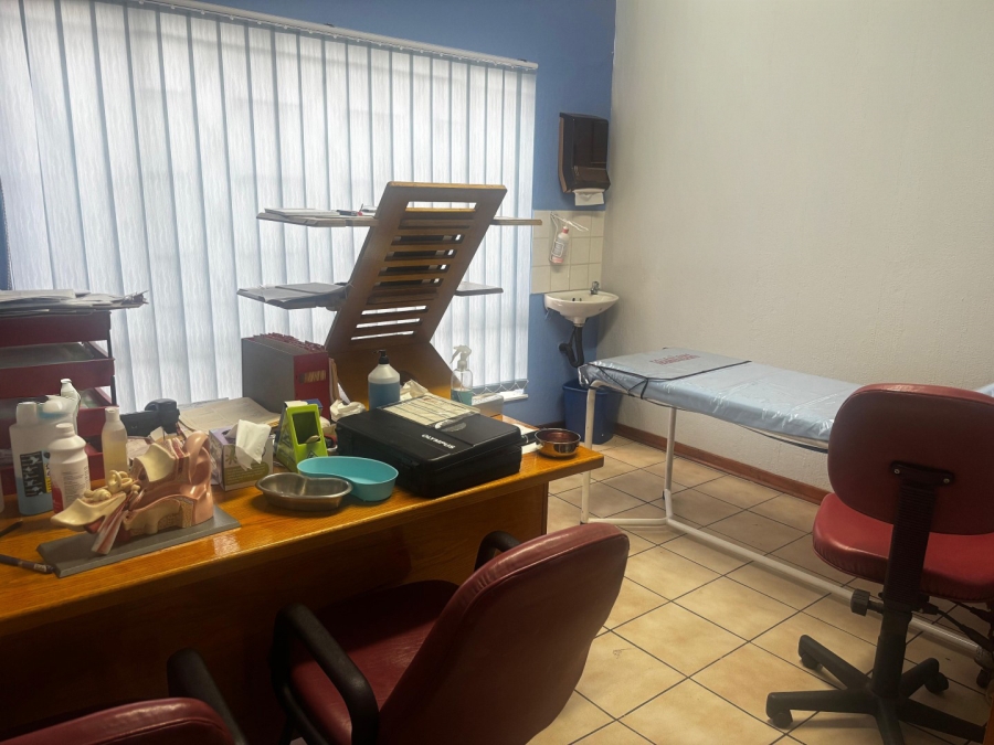 To Let Commercial Property for Rent in Orange Grove Gauteng