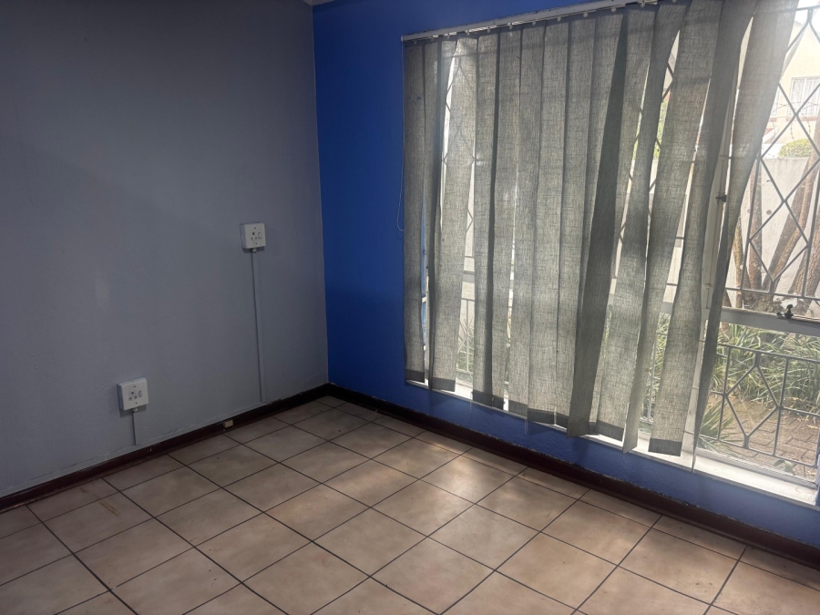 To Let Commercial Property for Rent in Orange Grove Gauteng