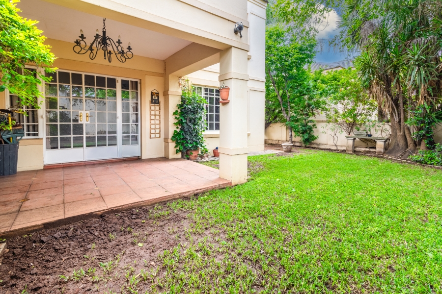 2 Bedroom Property for Sale in Sunninghill Gauteng