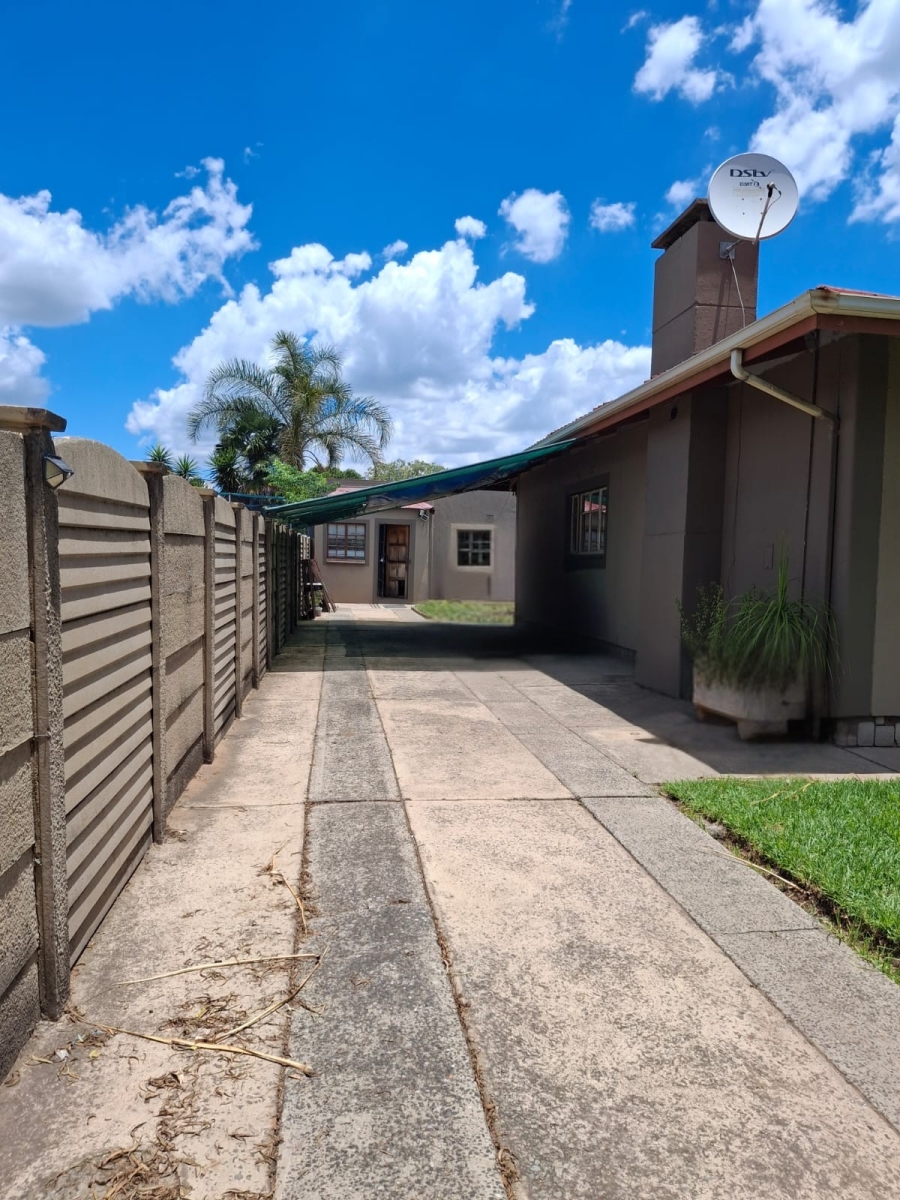 3 Bedroom Property for Sale in Vanderbijlpark SE 1 Gauteng