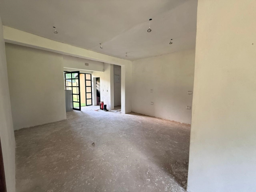 4 Bedroom Property for Sale in Three Rivers Proper Gauteng