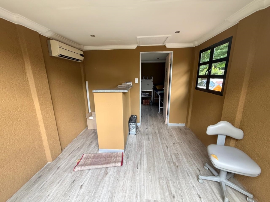 4 Bedroom Property for Sale in Three Rivers Proper Gauteng