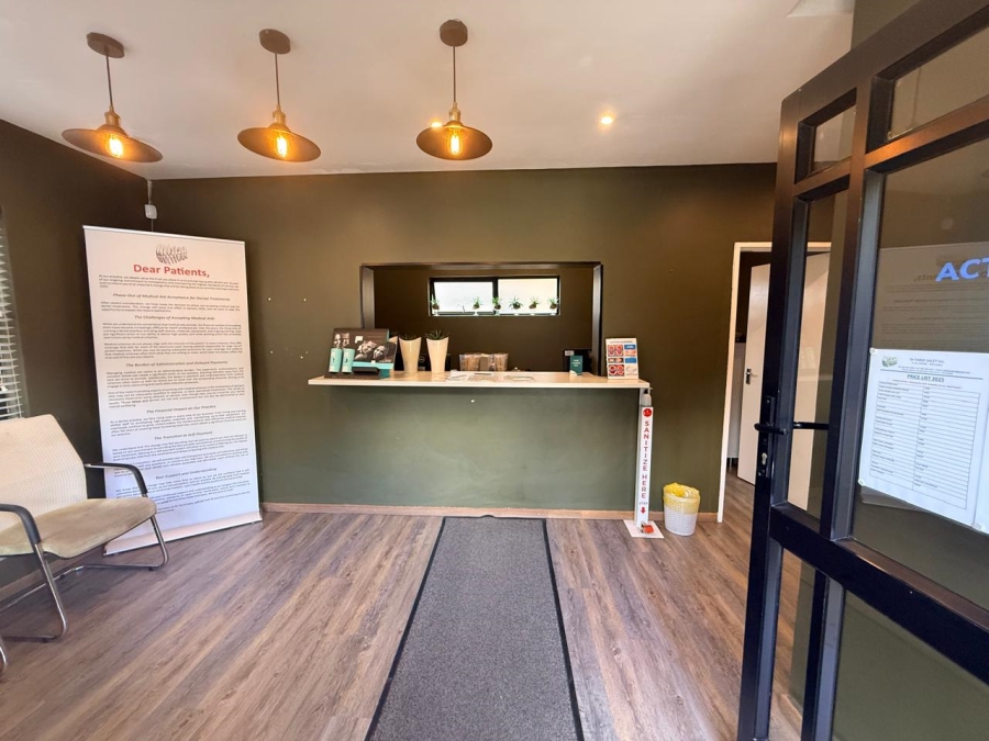 4 Bedroom Property for Sale in Three Rivers Proper Gauteng