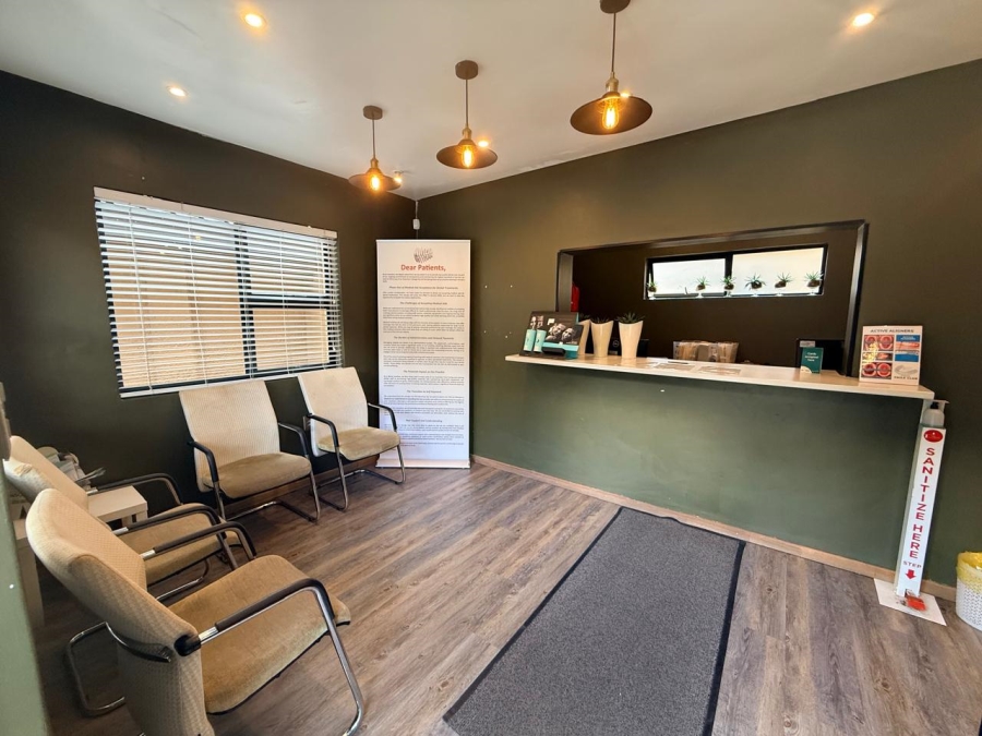 4 Bedroom Property for Sale in Three Rivers Proper Gauteng