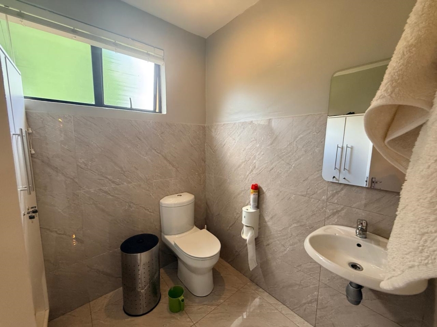 4 Bedroom Property for Sale in Three Rivers Proper Gauteng