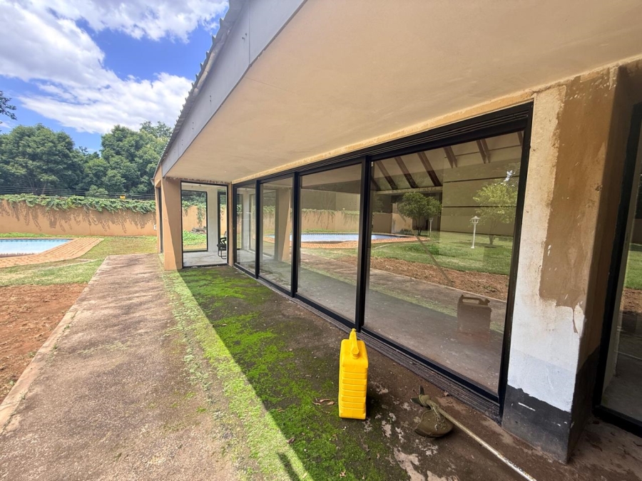 4 Bedroom Property for Sale in Three Rivers Proper Gauteng