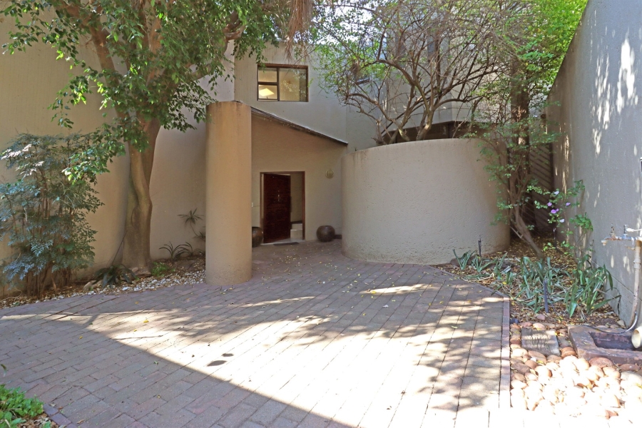 4 Bedroom Property for Sale in Bryanston Gauteng