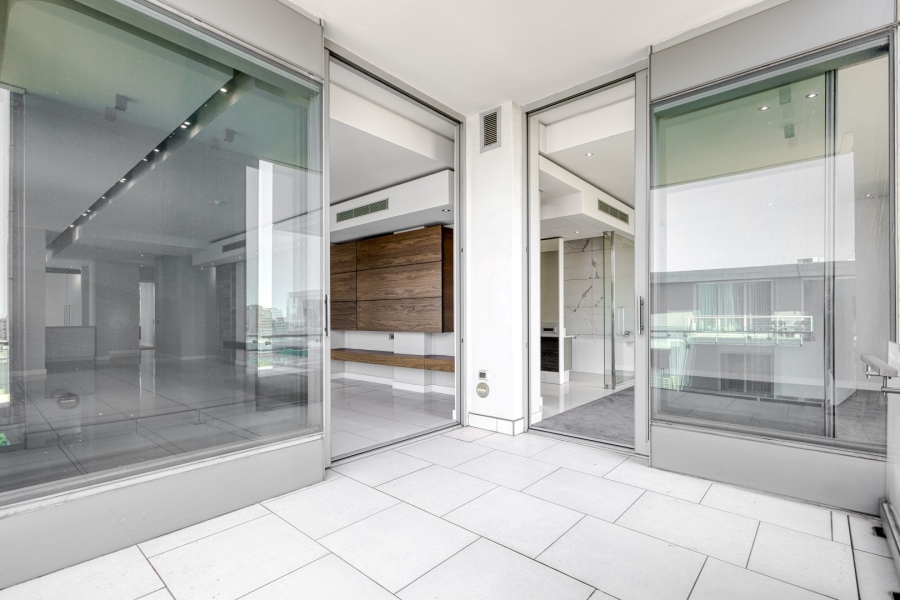 3 Bedroom Property for Sale in Sandhurst Gauteng