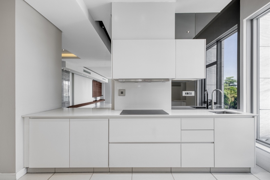 3 Bedroom Property for Sale in Sandhurst Gauteng