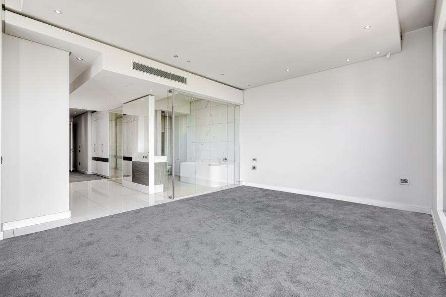 3 Bedroom Property for Sale in Sandhurst Gauteng