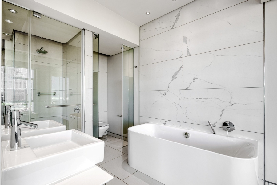 3 Bedroom Property for Sale in Sandhurst Gauteng