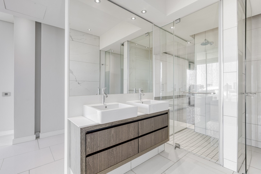 3 Bedroom Property for Sale in Sandhurst Gauteng