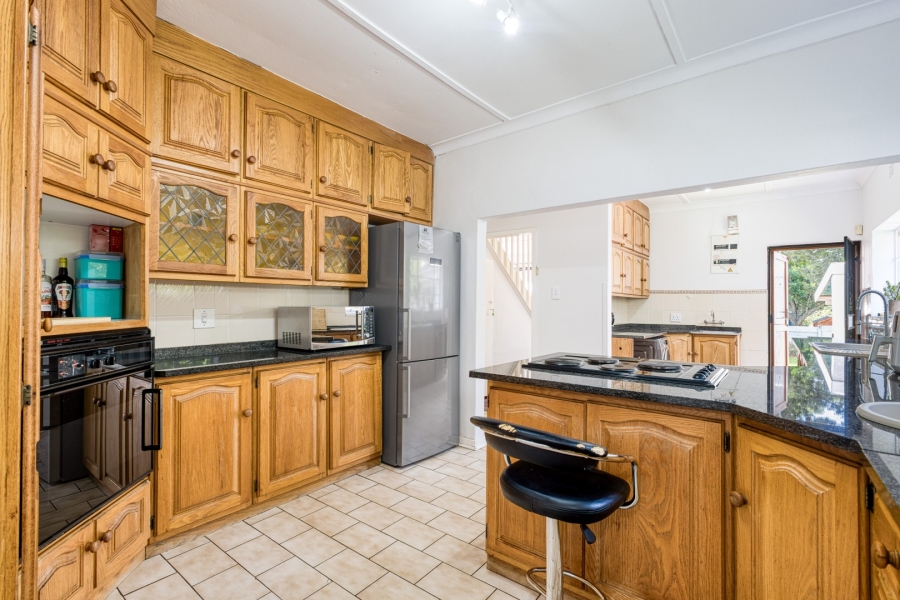 4 Bedroom Property for Sale in Linden Gauteng