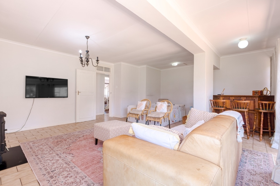 4 Bedroom Property for Sale in Linden Gauteng