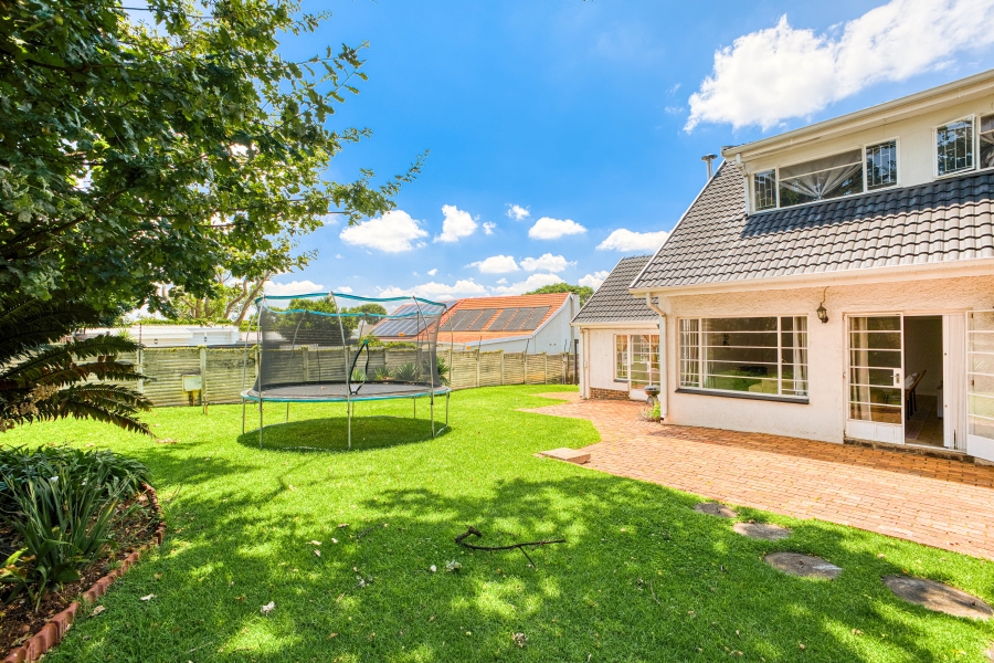 4 Bedroom Property for Sale in Linden Gauteng