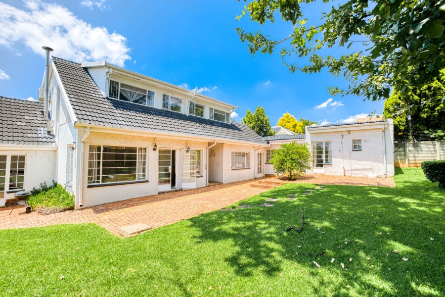 4 Bedroom Property for Sale in Linden Gauteng
