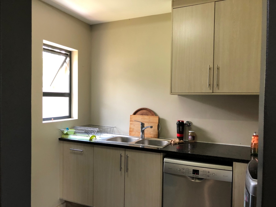 To Let 4 Bedroom Property for Rent in Cedar Creek Gauteng