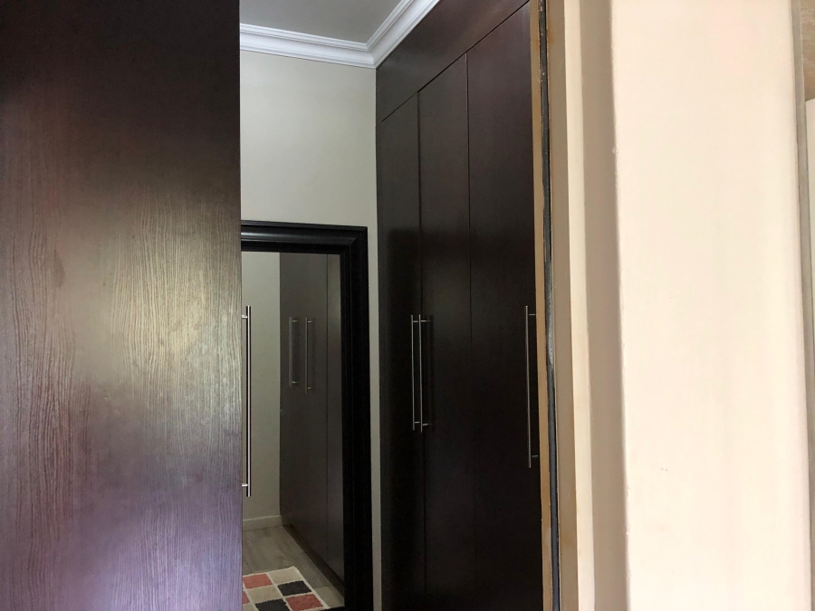 To Let 4 Bedroom Property for Rent in Cedar Creek Gauteng