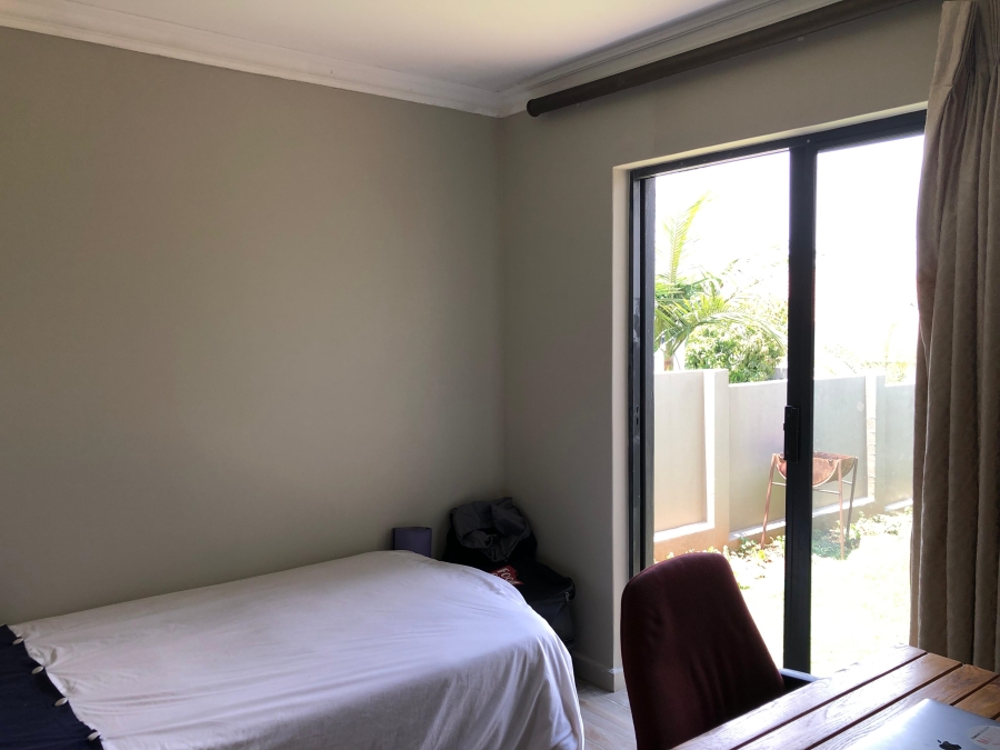 To Let 4 Bedroom Property for Rent in Cedar Creek Gauteng