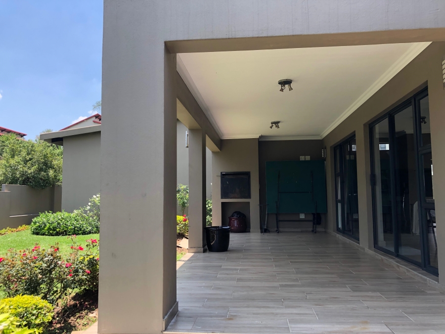 To Let 4 Bedroom Property for Rent in Cedar Creek Gauteng