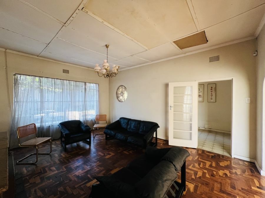 4 Bedroom Property for Sale in Cyrildene Gauteng